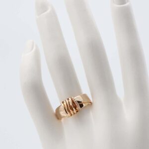 Gold spiral band ring with crystal details