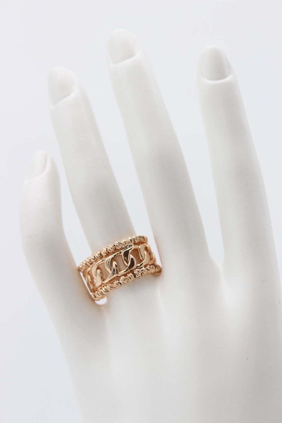 Gold chain-link statement ring