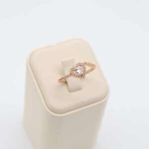 Rose gold heart halo ring with sparkling details